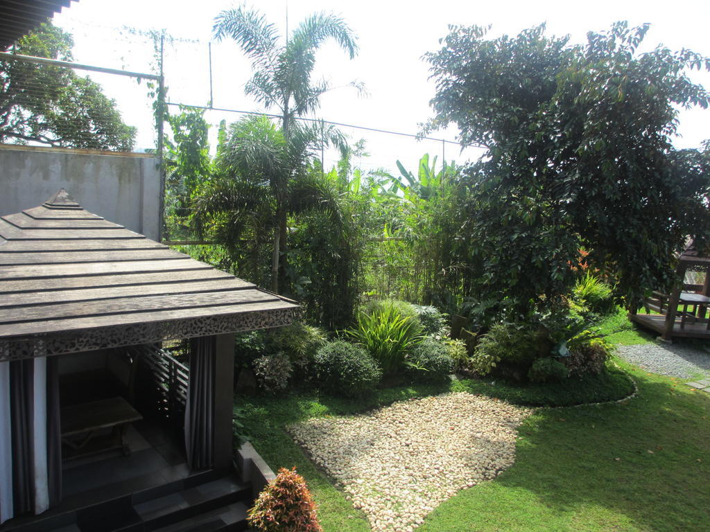 The Theodore Hotel Tagaytay City Buitenkant foto